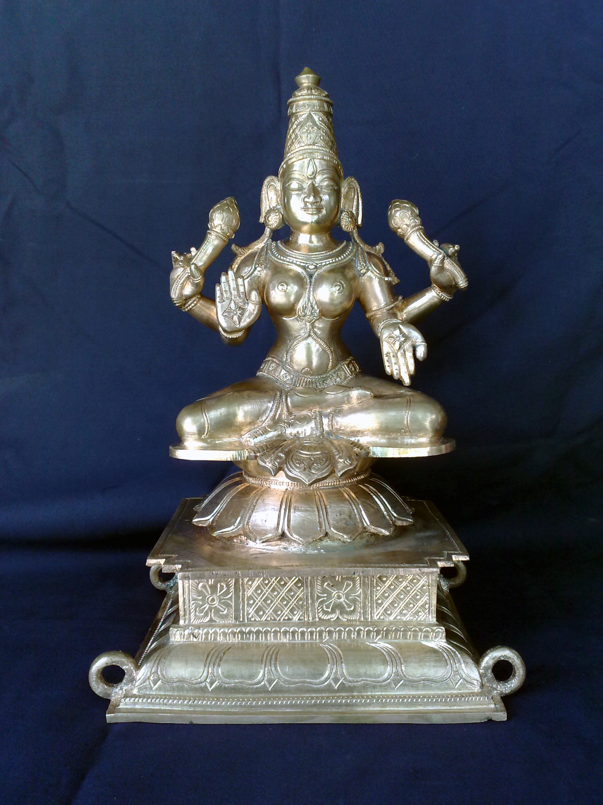 Mahalaxmi Sitting SPL 10.inch